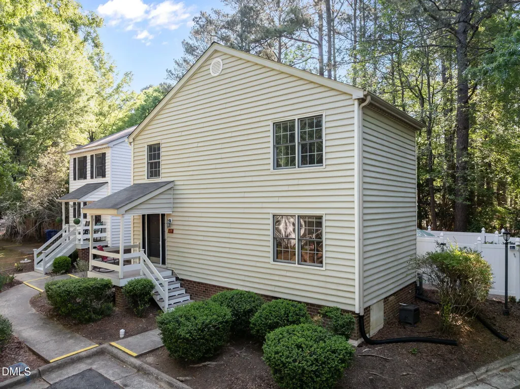 109 Sully Court Chapel Hill NC 27514