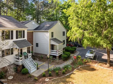 109 Sully Court Chapel Hill NC 27514