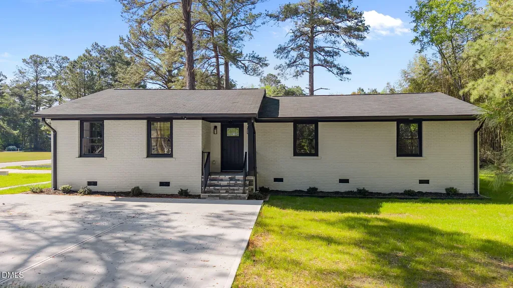 28 Elaine Drive Rocky Mount NC 27801