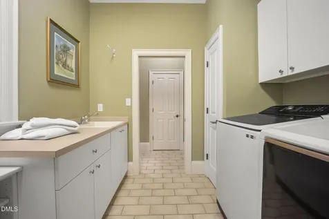 8913 Barleymoor Drive Raleigh NC 27615