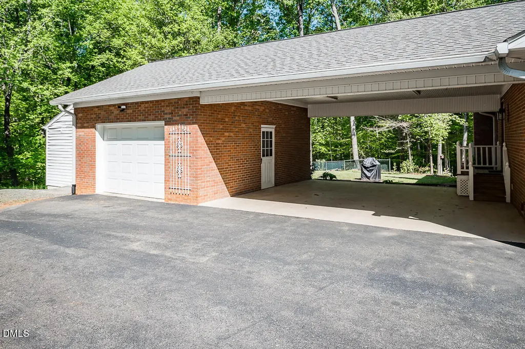 801 Baker Court Haw River NC 27258