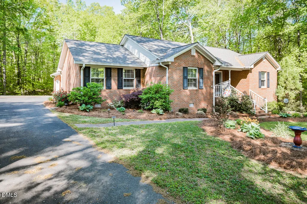 801 Baker Court Haw River NC 27258