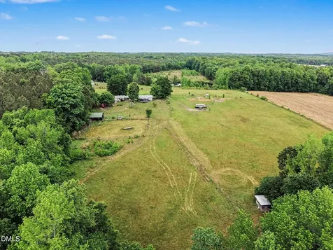 7740 Hornaday Trail Liberty NC 27298