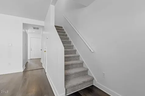 8206 Merriweather Circle Raleigh NC 27616