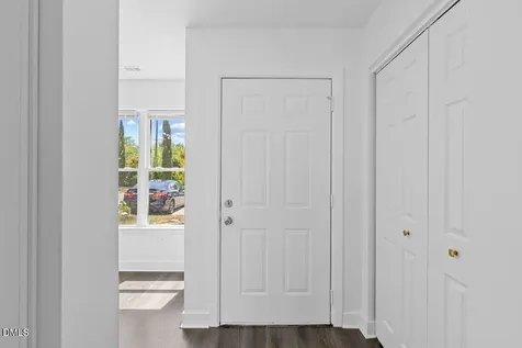 8206 Merriweather Circle Raleigh NC 27616