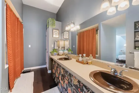 2901 Debra Drive Raleigh NC 27607