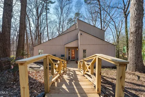 2901 Debra Drive Raleigh NC 27607
