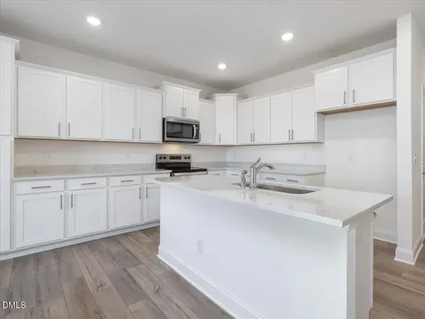659 Sefton Park Drive Zebulon NC 27597