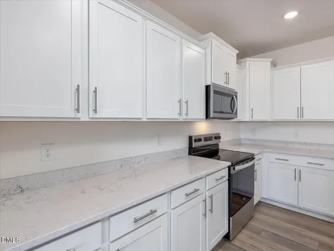 659 Sefton Park Drive Zebulon NC 27597