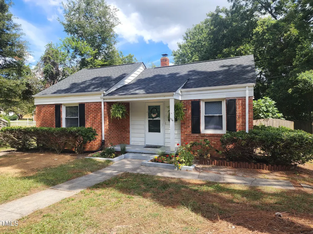 704 N King Charles Road Raleigh NC 27610