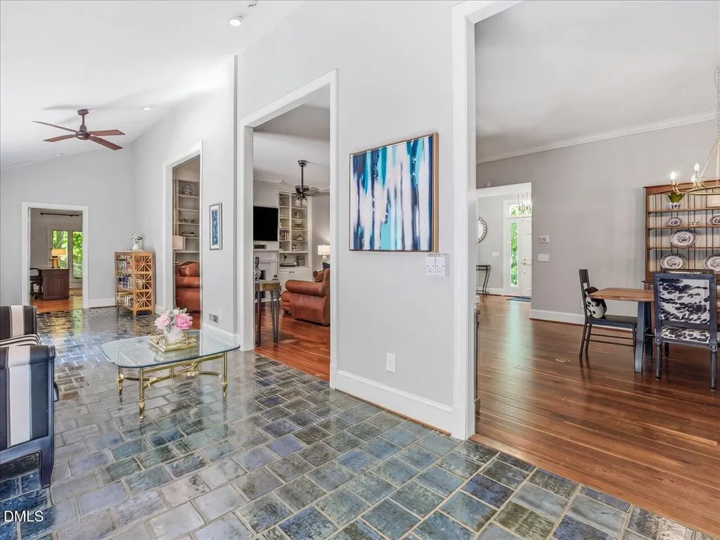 12 Lanier Drive Chapel Hill NC 27517