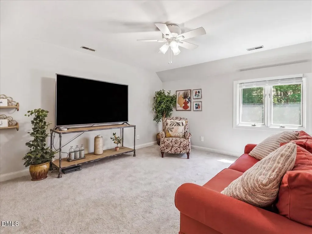 12 Lanier Drive Chapel Hill NC 27517