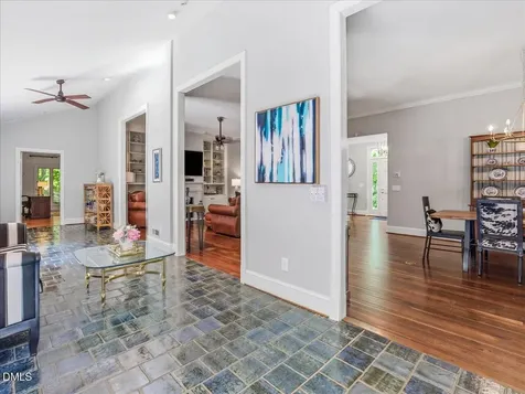12 Lanier Drive Chapel Hill NC 27517