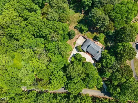 12 Lanier Drive Chapel Hill NC 27517