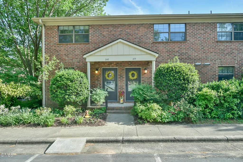 105 Fidelity Street Carrboro NC 27510