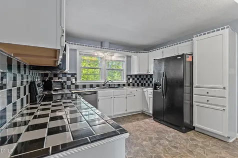 5308 Foxfire Road Fayetteville NC 28303