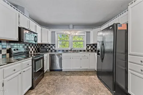 5308 Foxfire Road Fayetteville NC 28303