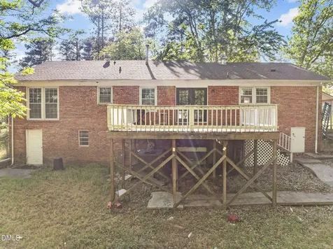 5308 Foxfire Road Fayetteville NC 28303