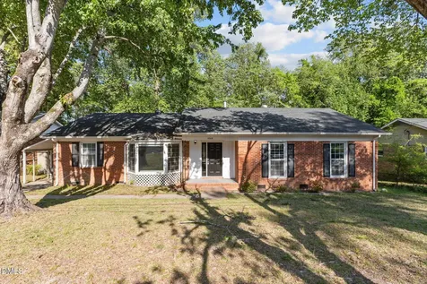 5308 Foxfire Road Fayetteville NC 28303
