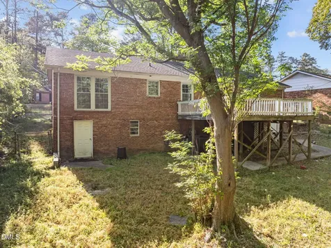5308 Foxfire Road Fayetteville NC 28303