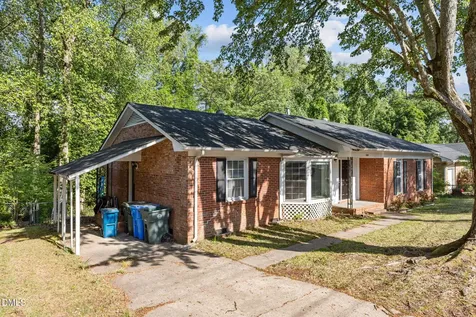 5308 Foxfire Road Fayetteville NC 28303