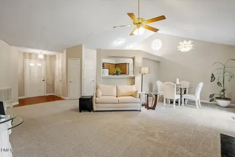 10 Petersburg Place Durham NC 27703