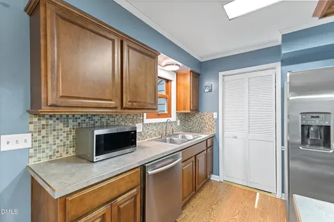 113 Cameron Court Cary NC 27511
