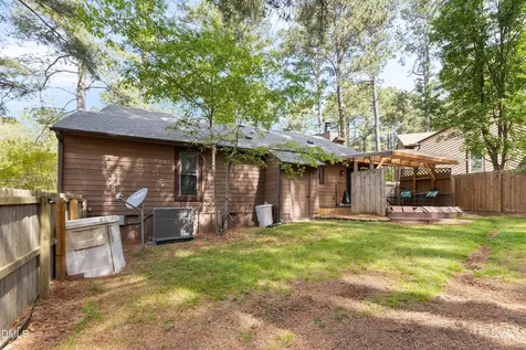 113 Cameron Court Cary NC 27511