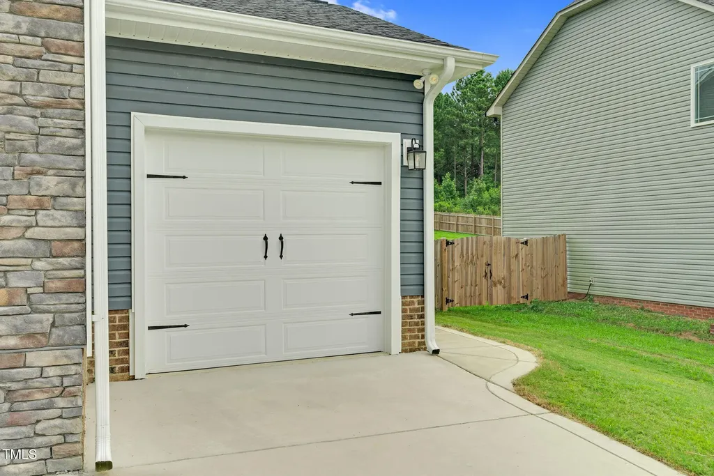 79 Buckhaven Court Holly Springs NC 27540