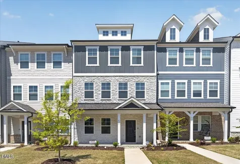 421 Rowe Way Knightdale NC 27545
