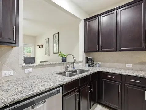 718 Wickham Ridge Road Apex NC 27539