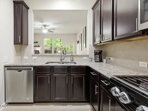 718 Wickham Ridge Road Apex NC 27539