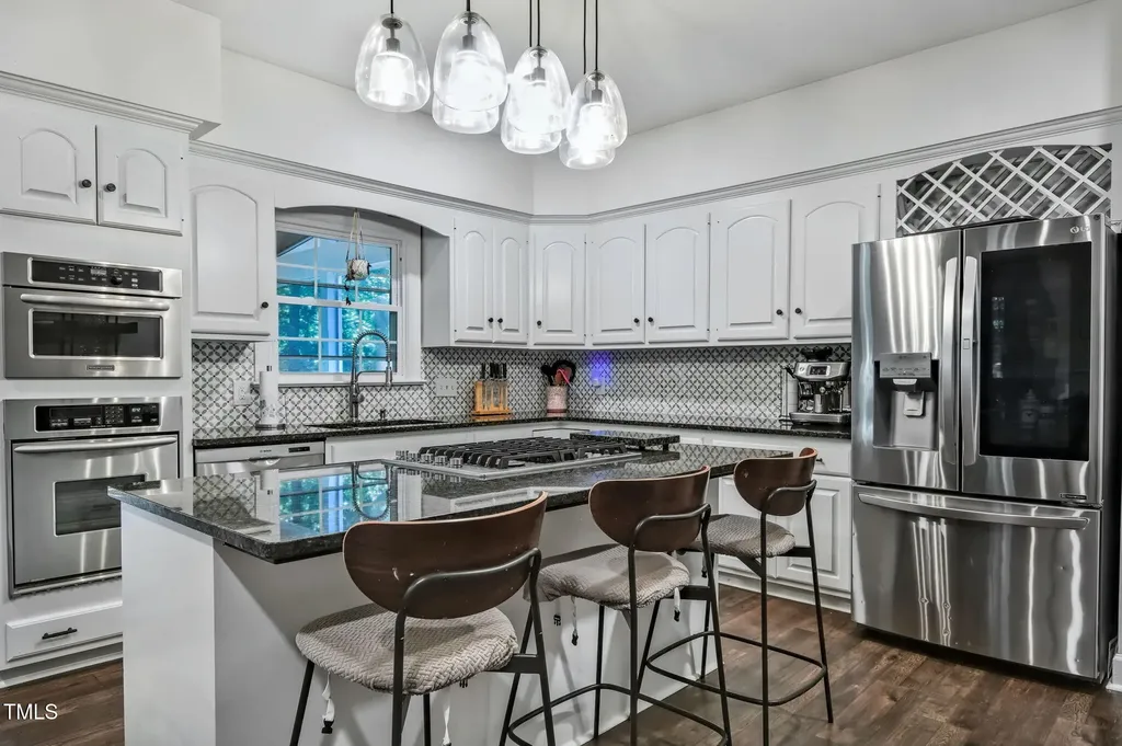 6 St James Place Chapel Hill NC 27514