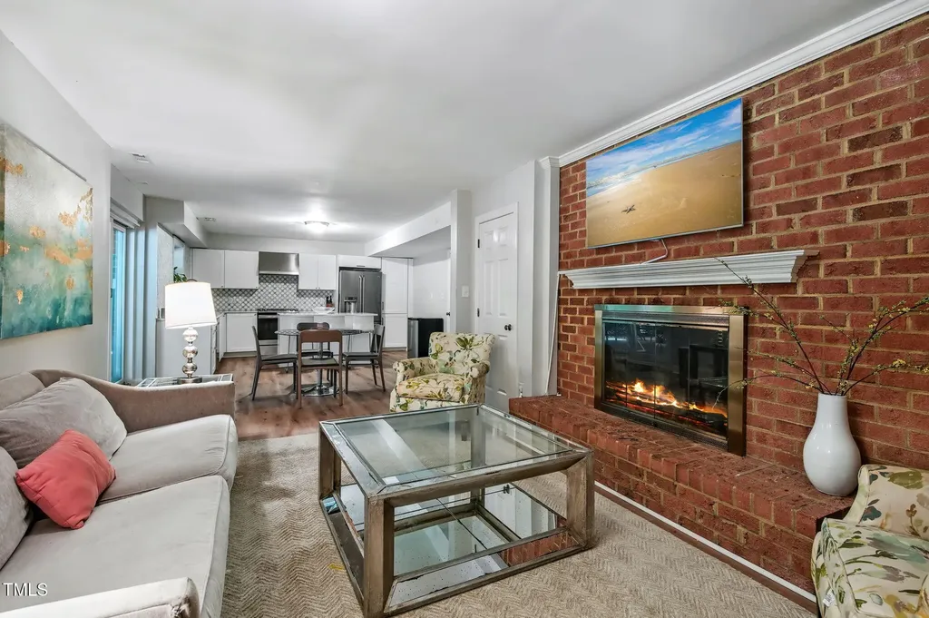 6 St James Place Chapel Hill NC 27514
