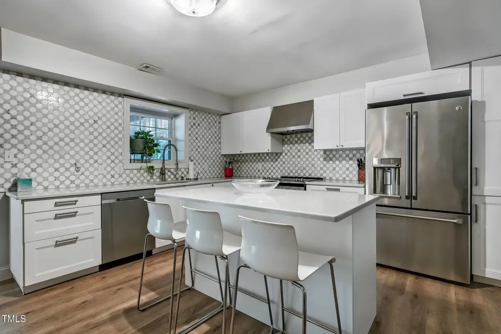 6 St James Place Chapel Hill NC 27514