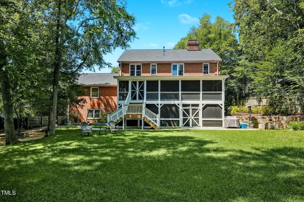 6 St James Place Chapel Hill NC 27514