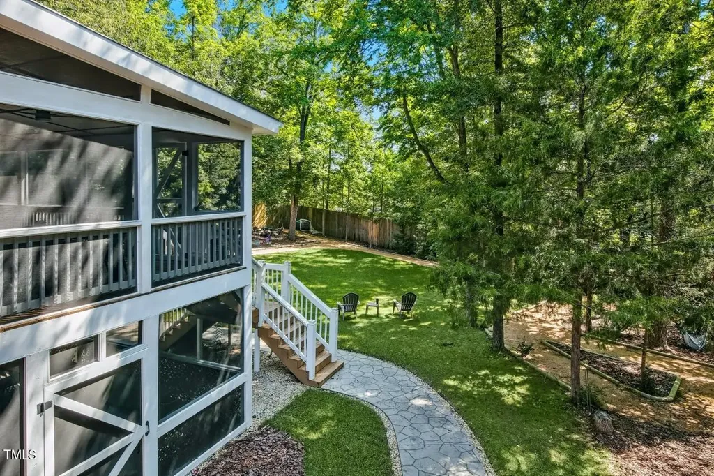 6 St James Place Chapel Hill NC 27514