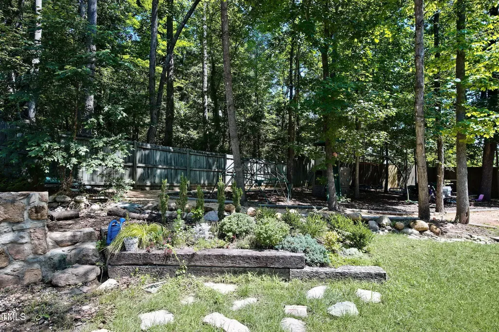 6 St James Place Chapel Hill NC 27514
