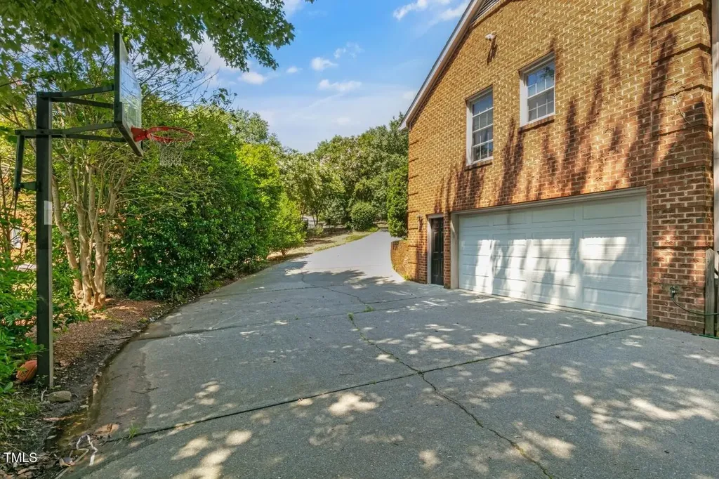 6 St James Place Chapel Hill NC 27514