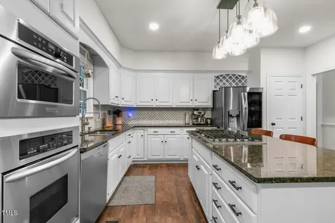 6 St James Place Chapel Hill NC 27514