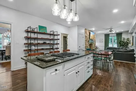 6 St James Place Chapel Hill NC 27514