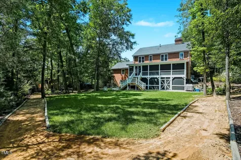 6 St James Place Chapel Hill NC 27514