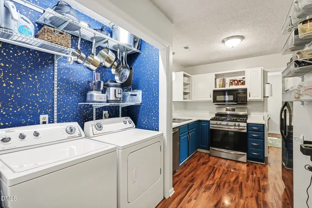 4204 Loch Harbour Lane Raleigh NC 27606