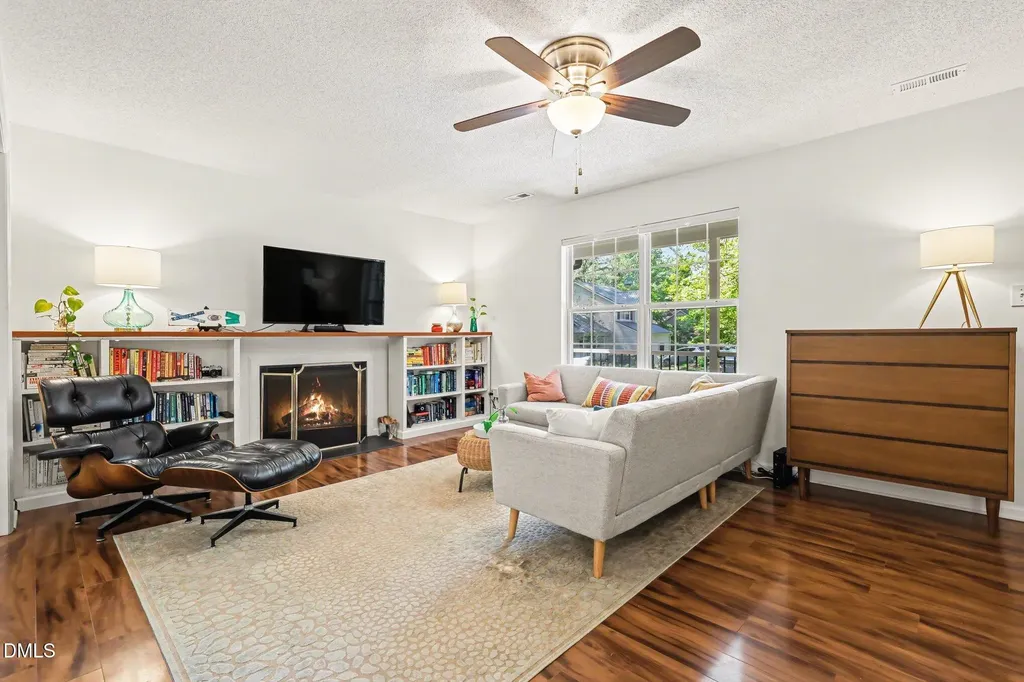 4204 Loch Harbour Lane Raleigh NC 27606