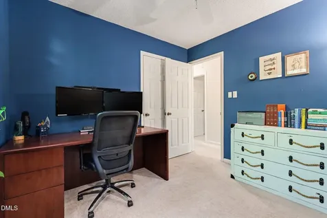 4204 Loch Harbour Lane Raleigh NC 27606