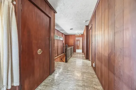 129 Forest Park Drive Thomasville NC 27360