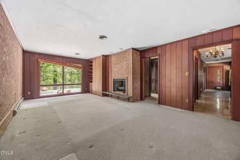 129 Forest Park Drive Thomasville NC 27360