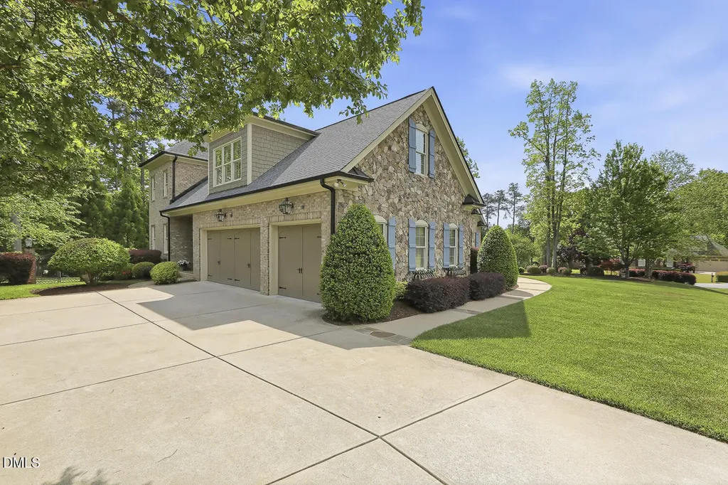 5109 Huntley Grove Court Fuquay Varina NC 27526