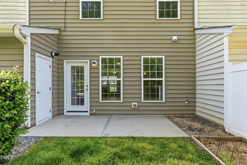 1103 Renewal Place Raleigh NC 27603