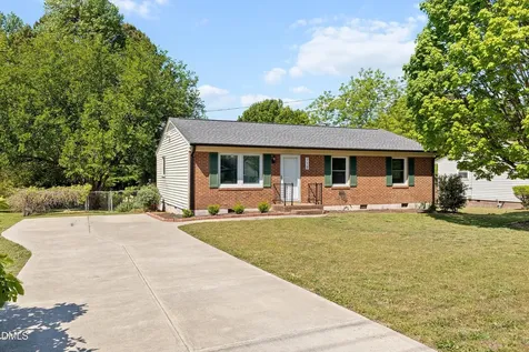 718 S Hughes Street Apex NC 27502